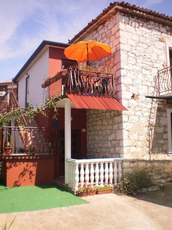 Apartments Katarina Умаг Экстерьер фото